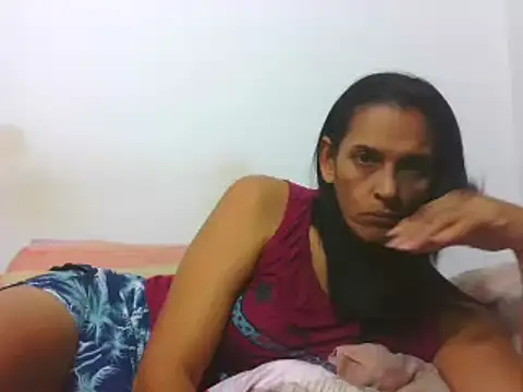 latinbrunettet online show from 01.07.25