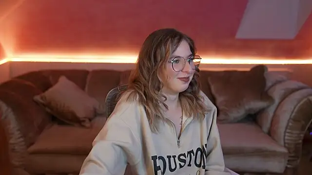 Snapshot of Inessa_Song chatting on 12.30.24 Inessa Song online show from 12.30.24