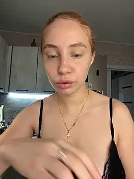 Snapshot of Kitty_Katrine chatting on 09.20.25 Kitty Katrine online show from 09.20.25