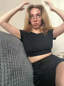 Kitty Katrine online show from 05.23.26