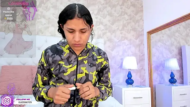 Eliza Thaylor   online show from 01.09.25