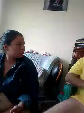 Snapshot of ZuriandAlex chatting on 01.09.25 ZuriandAlex online show from 01.09.25