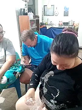 Snapshot of ZuriandAlex chatting on 02.18.25 ZuriandAlex online show from 02.18.25