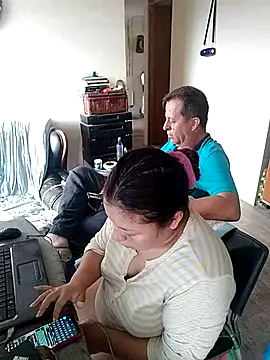 Snapshot of ZuriandAlex chatting on 03.03.25 ZuriandAlex online show from 03.03.25