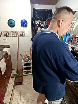 Snapshot of ZuriandAlex chatting on 10.26.25 ZuriandAlex online show from 10.26.25