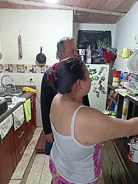 Snapshot of ZuriandAlex chatting on 11.15.25 ZuriandAlex online show from 11.15.25