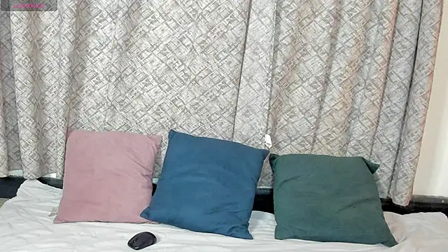 angelswets online show from 10.17.25