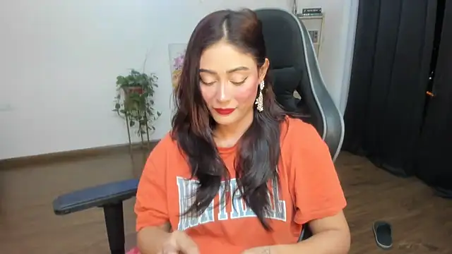 Snapshot of GoddessAnna chatting on 03.16.25 GoddessAnna online show from 03.16.25