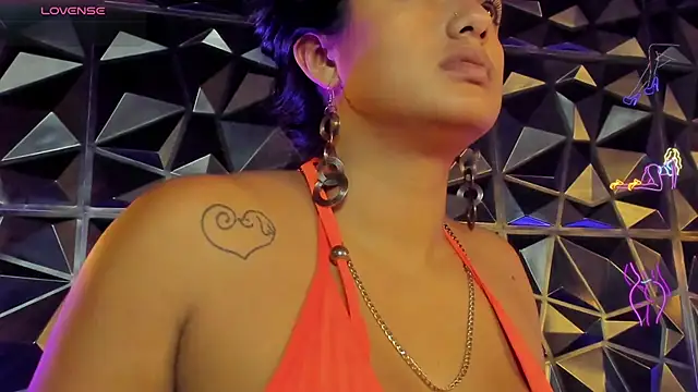 karla 999 online show from 12.15.24