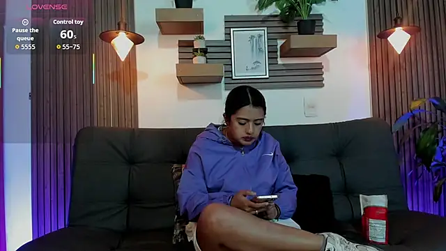 karla 999 online show from 09.22.25