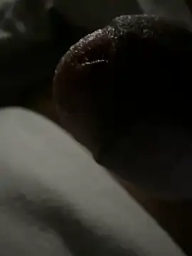 Snapshot of Pussylover_32 chatting on 12.26.24 Pussylover 32 online show from 12.26.24