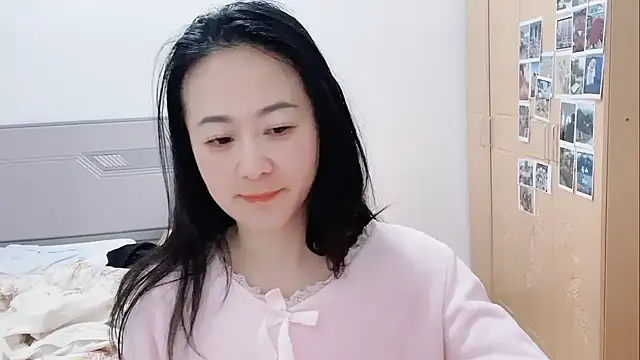 Snapshot of fanfan-FF chatting on 02.06.25 fanfan-FF online show from 02.06.25