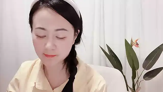 Snapshot of fanfan-FF chatting on 03.03.25 fanfan-FF online show from 03.03.25