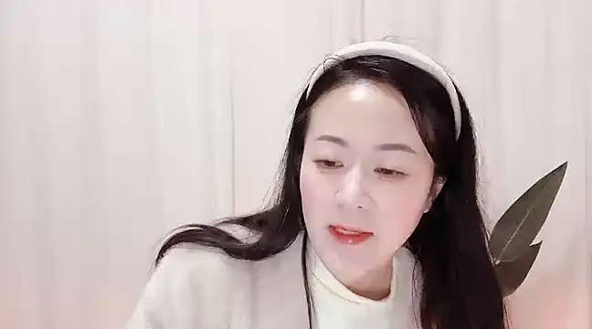 Snapshot of fanfan-FF chatting on 03.08.25 fanfan-FF online show from 03.08.25