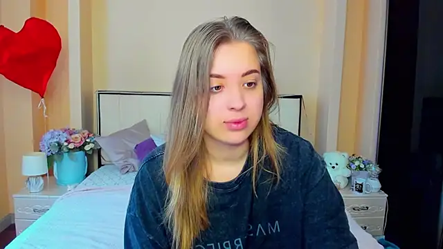 AlexissM online show from 10.12.25