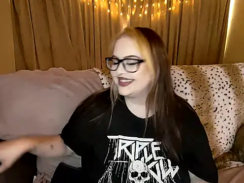 ChubbyBubs online show from 02.15.25