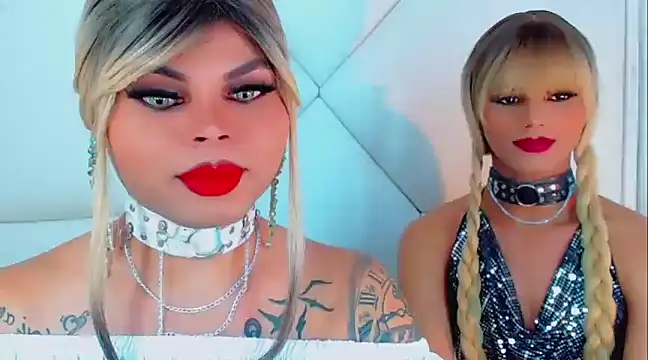 Snapshot of AdanKinng chatting on 12.19.24 AdanKinng online show from 12.19.24