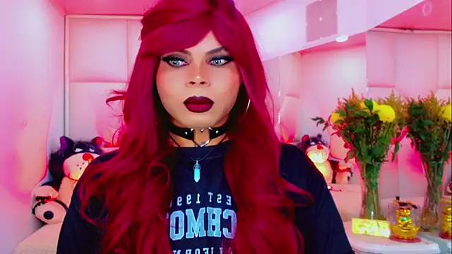 Snapshot of AdanKinng chatting on 12.20.25 AdanKinng online show from 12.20.25