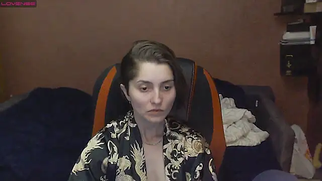 womanstrong78 online show from 03.11.25