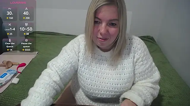 Snapshot of MARGARET_gem chatting on 03.06.25 MARGARET gem online show from 03.06.25