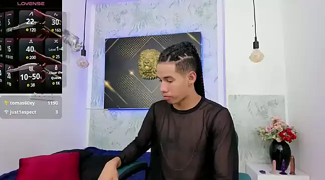 Snapshot of Erick_Zhimerman chatting on 02.01.25 Erick Zhimerman online show from 02.01.25