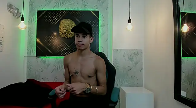 Snapshot of Erick_Zhimerman chatting on 02.07.25 Erick Zhimerman online show from 02.07.25