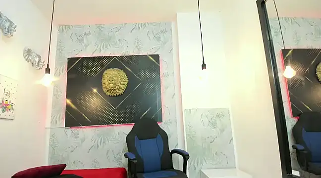 Snapshot of Erick_Zhimerman chatting on 02.18.25 Erick Zhimerman online show from 02.18.25