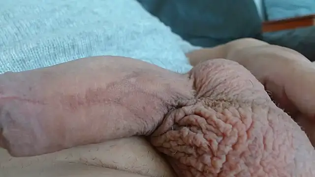 Snapshot of Heracles00 chatting on 09.16.25 Heracles00 online show from 09.16.25