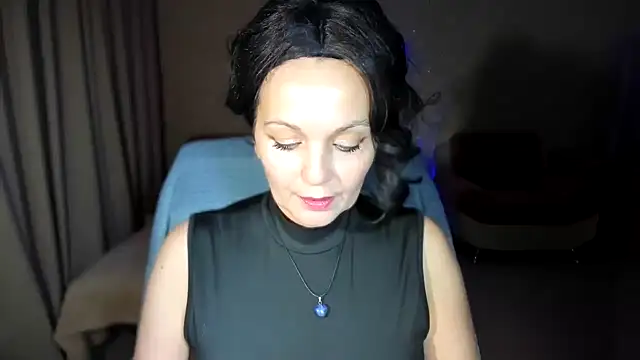 WitchBlueRose online show from 09.28.25