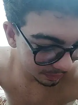 Snapshot of Edwardsky000 chatting on 10.14.25 Edwardsky000 online show from 10.14.25