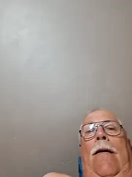 NawtyB1965 online show from 12.23.25