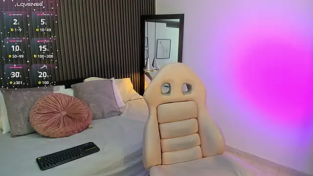 Axel brunette1 online show from 09.12.25