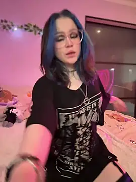 MaddisonHaas online show from 02.04.25