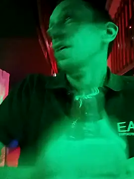 mika11100 online show from 10.16.25