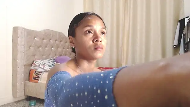 Snapshot of Samary_thomas chatting on 12.01.24 Samary thomas online show from 12.01.24