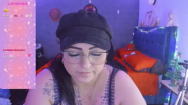 Ivonnee   online show from 12.29.24