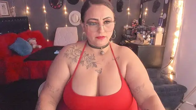 Ivonnee   online show from 03.14.25