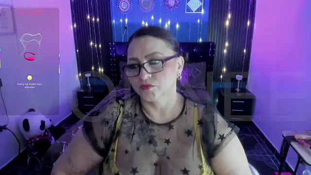 Ivonnee   online show from 07.19.26