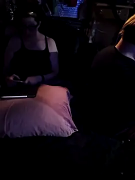 Snapshot of alienbunny chatting on 02.19.25 alienbunny online show from 02.19.25