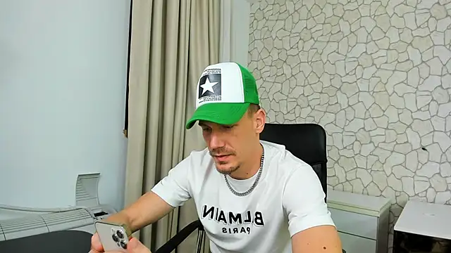 MateoBenjaminX online show from 01.07.25