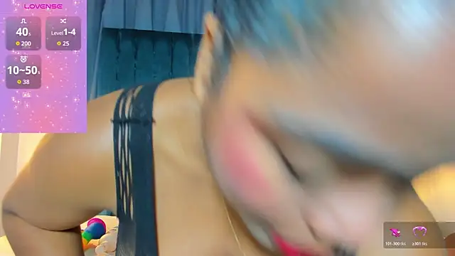 Snapshot of sweetebony_970 chatting on 02.18.26 sweetebony 970 online show from 02.18.26