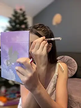 Mia Ethan online show from 01.06.25