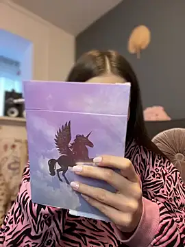 Mia Ethan online show from 01.25.25