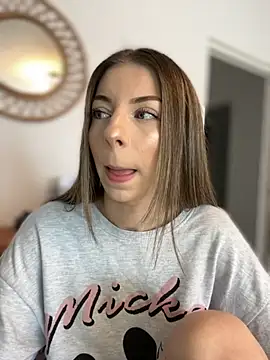 Mia Ethan online show from 10.10.25