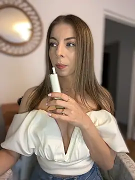 Mia Ethan online show from 11.09.25