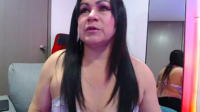 jescaoporto4 online show from 03.10.26