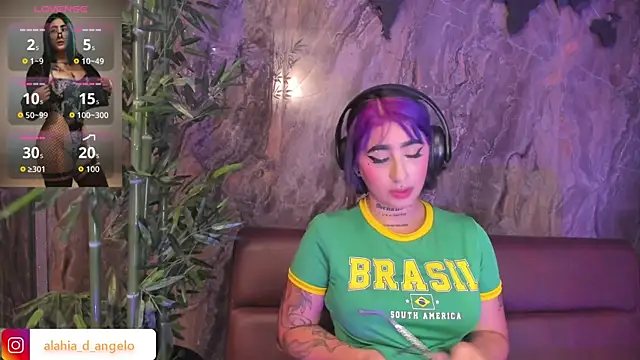 Alahia Dangelo online show from 11.22.25