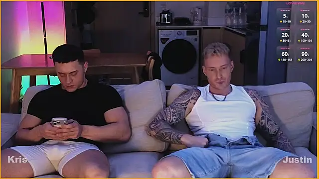 Snapshot of Justin_Hardy chatting on 07.09.26 Justin Hardy online show from 07.09.26
