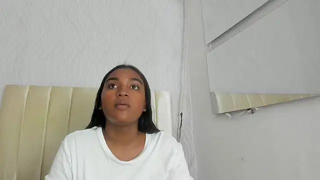 kayna gomez online show from 04.22.26