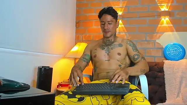 Dylanstonne online show from 02.25.25